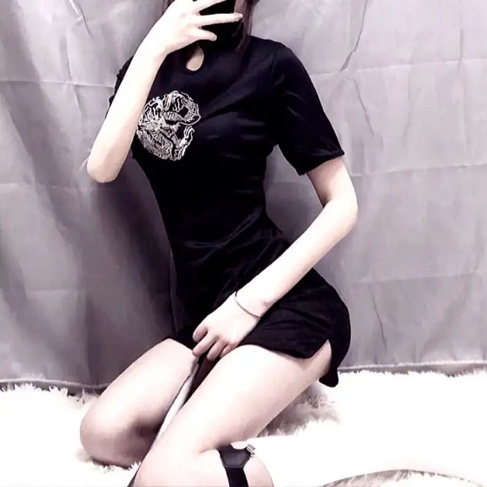 大青树下